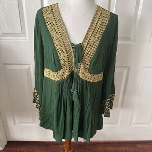 Embroidered Green Tunic Gold Trim Long Sleeve Size 0 US 12/14